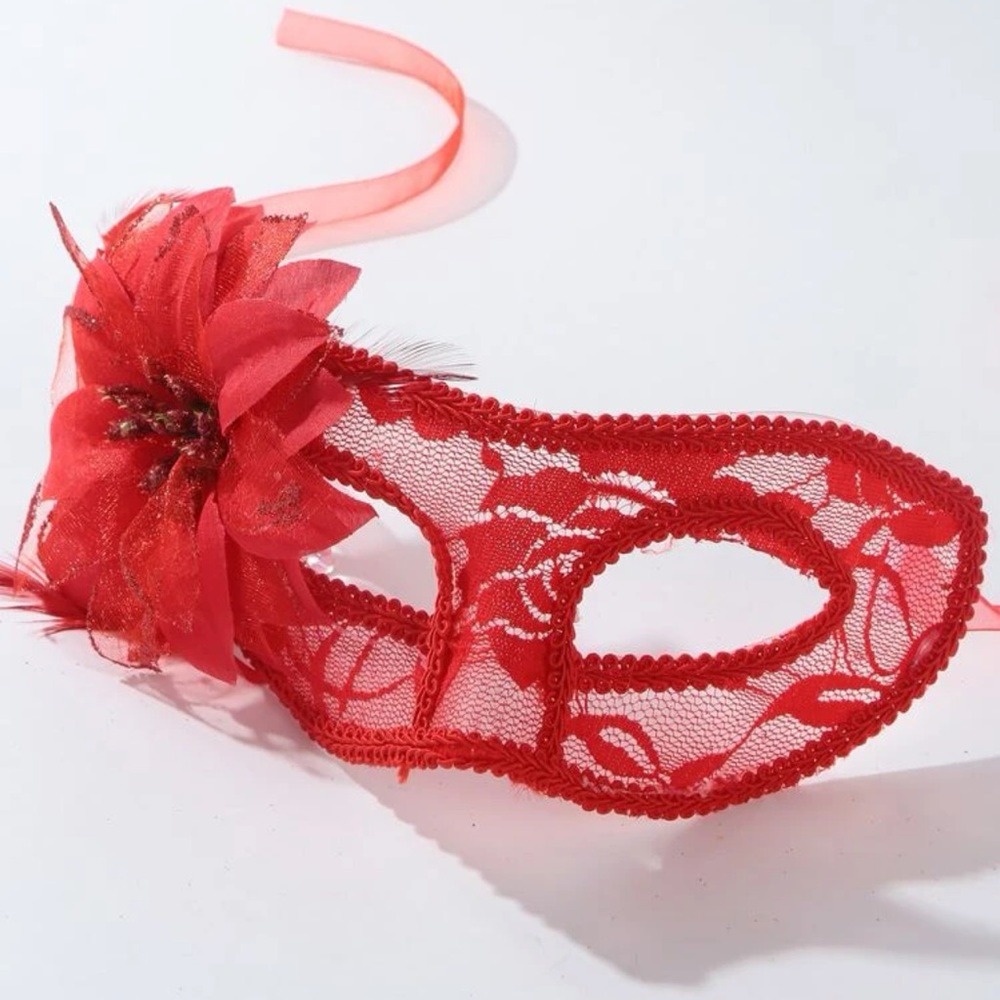 ❤️ Sexy And Classy Lace Floral Flower Ribbon Mask ❤️